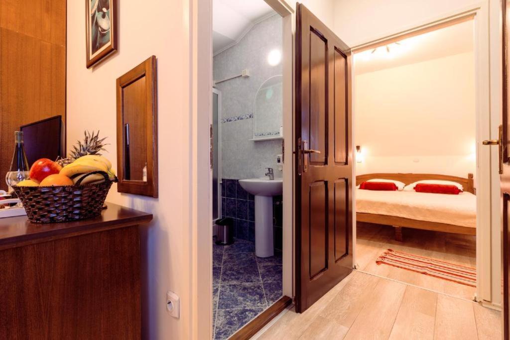 Downtown Rooms Ni Extérieur photo